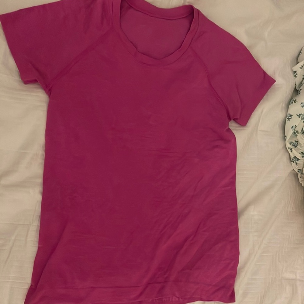 lululemon sonic pink swiftly tech size 4